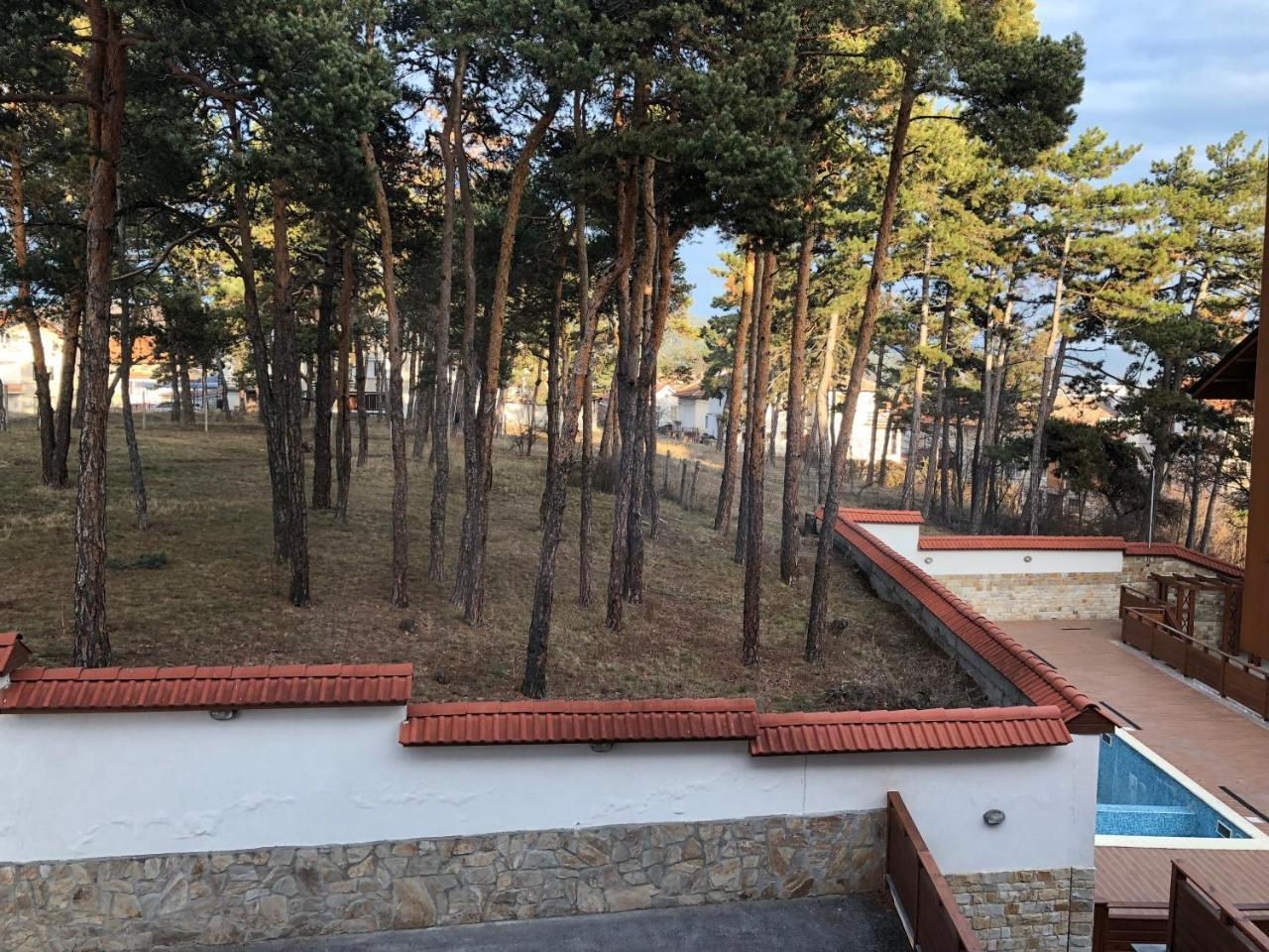 Апартамент "Forest View" В Комплекс "Вели Хилс" Velingrad Bagian luar foto